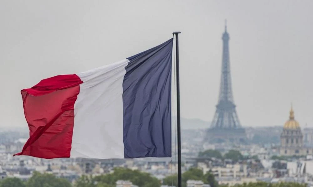 Γαλλία: Προβάδισμα στην ακροδεξία δίνουν οι δημοσκοπήσεις - Εκλογές ζητά η Μαρίν Λεπέν